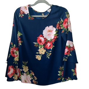 Como Vintage Blue and Red Bell Sleeve Blouse